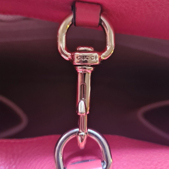 GUCCI SOHO CHAIN MEDIUM TOTE BAG - Picture 4 of 14